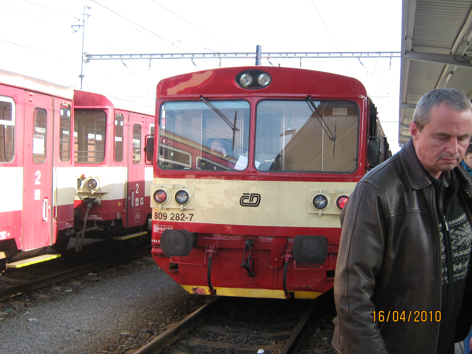 809 282-7